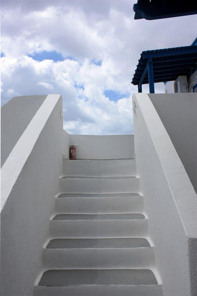 Villa Kostas Perissa  Exterior photo